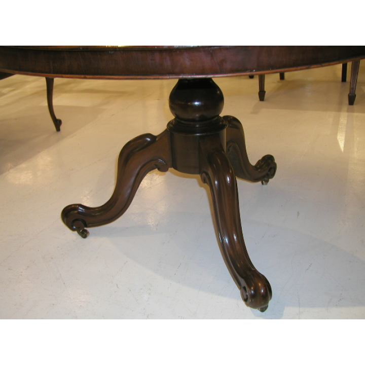 ダイニングテーブル