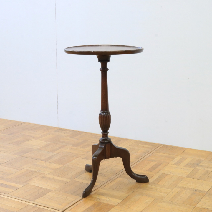 ワインテーブル