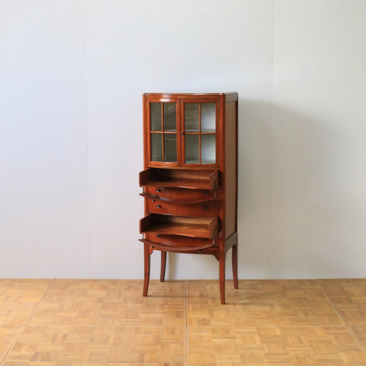 ミュージックキャビネット