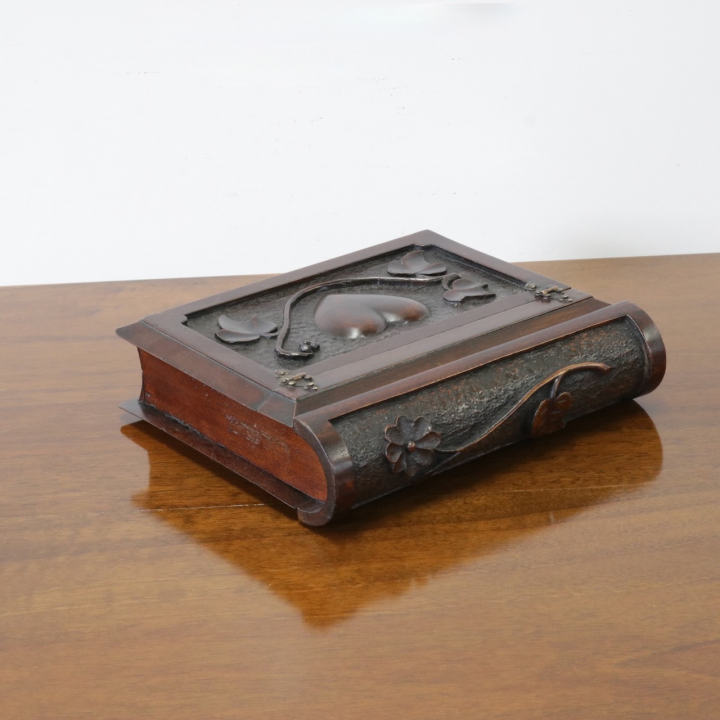ボックス| 1880年代 | 502-V-0233