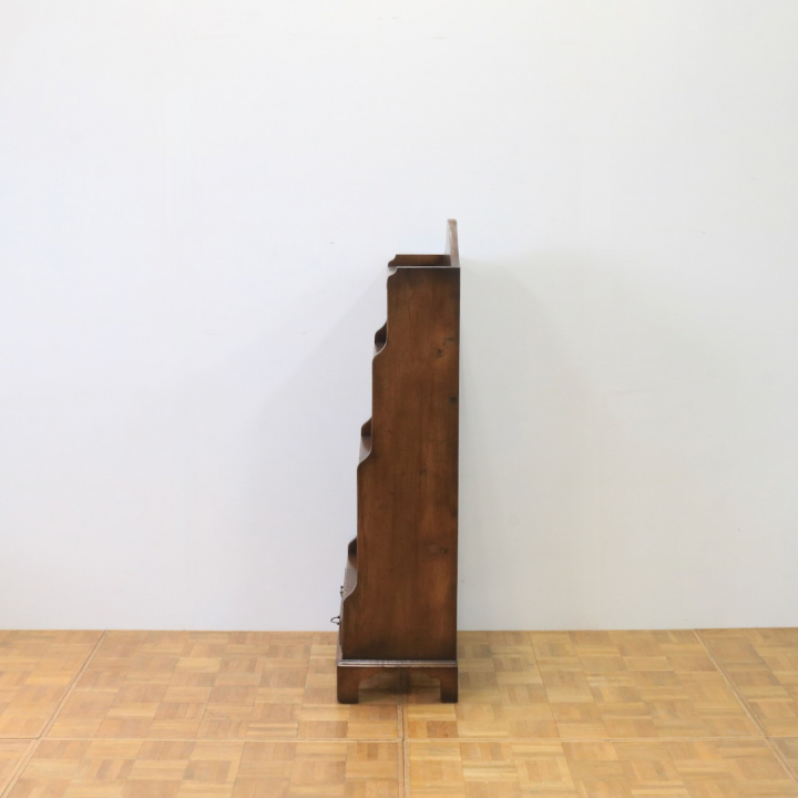  ブックシェルブス