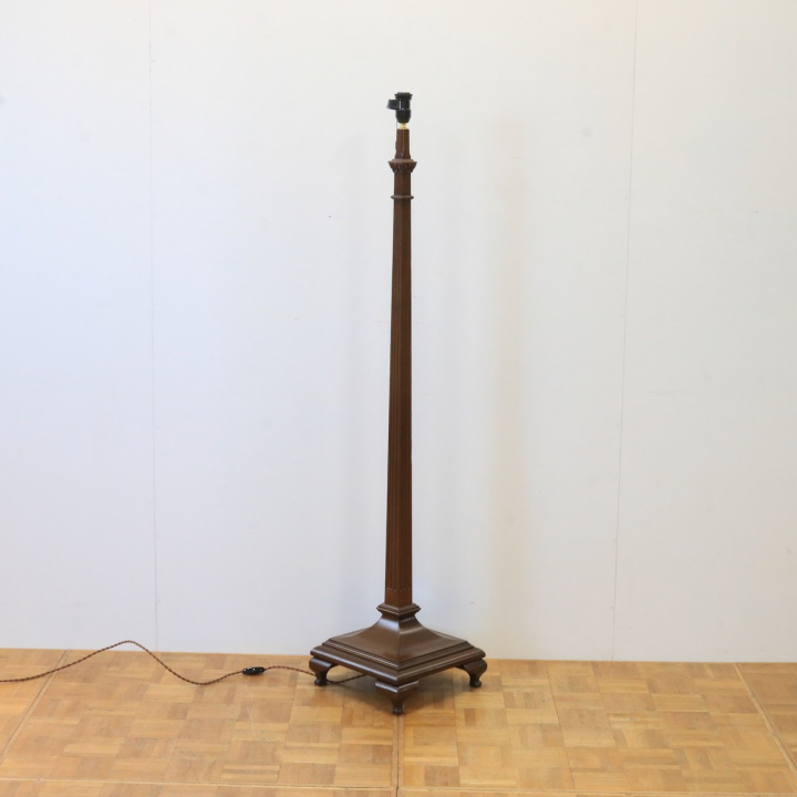 フロアスタンド