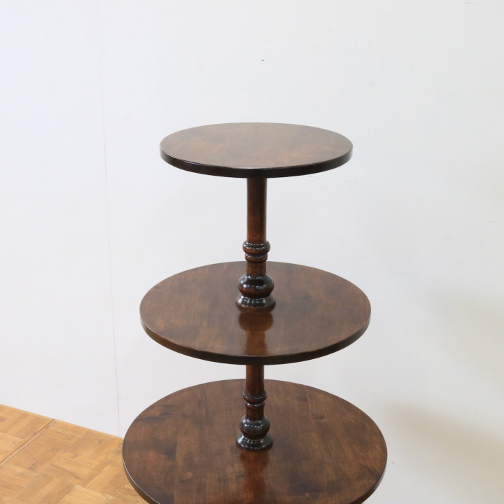 ダムウェイターテーブル