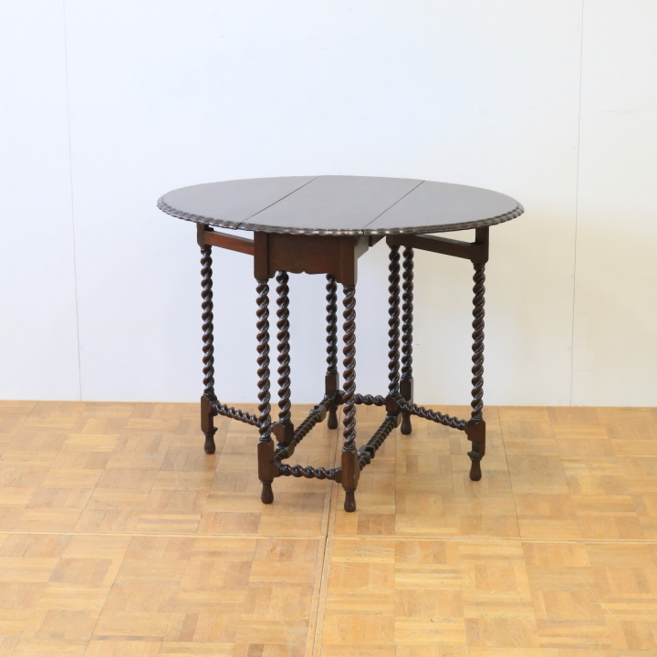 ゲートレッグテーブル