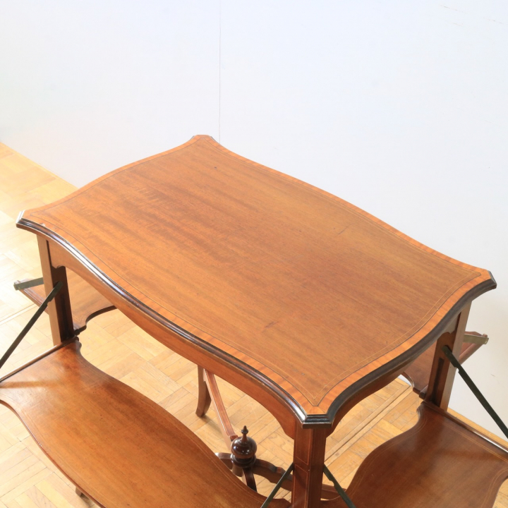 サイドテーブル　