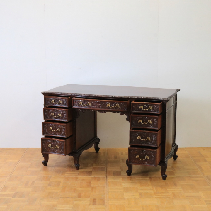 ライティングデスク