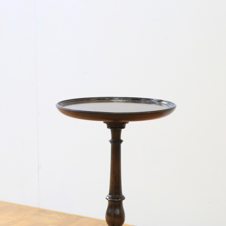 ワインテーブル