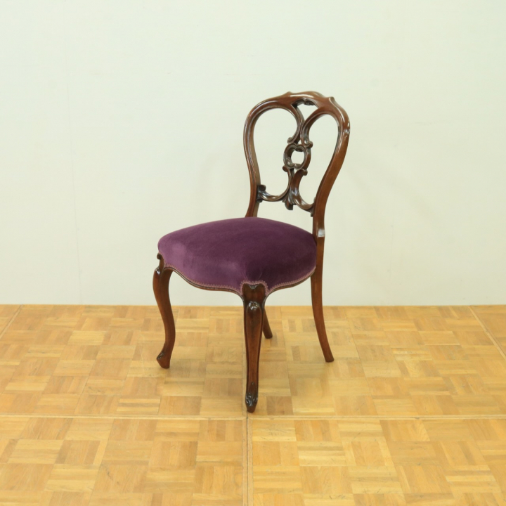 バルーンバックチェアー | ウォールナット 1890年代 | 408-U-0983