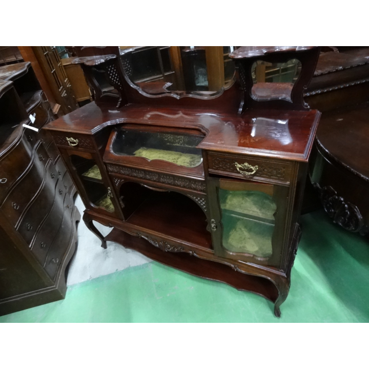 パーラーキャビネット