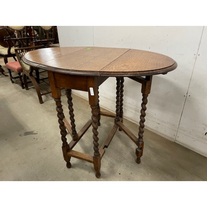 ゲートレッグテーブル