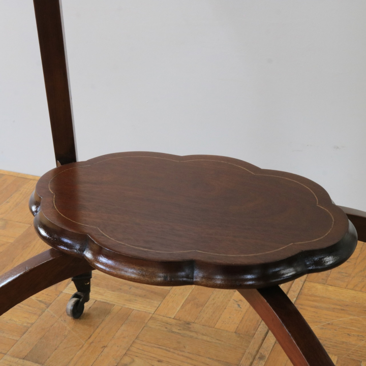 オケージョナルテーブル