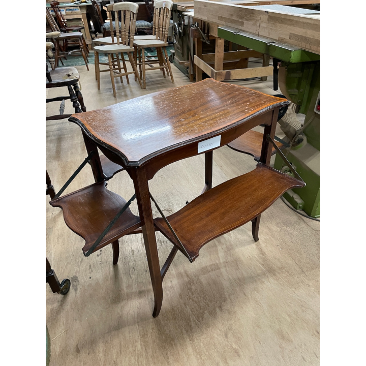 サイドテーブル　