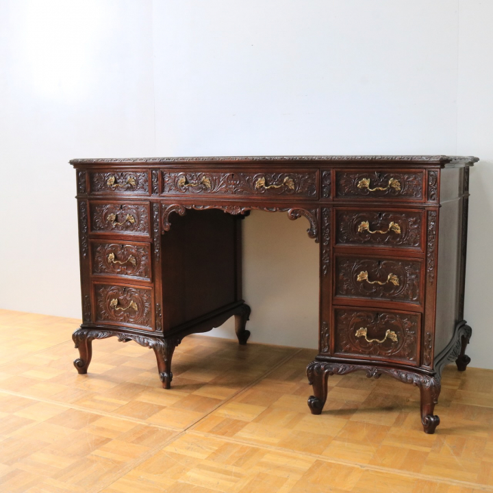 ライティングデスク