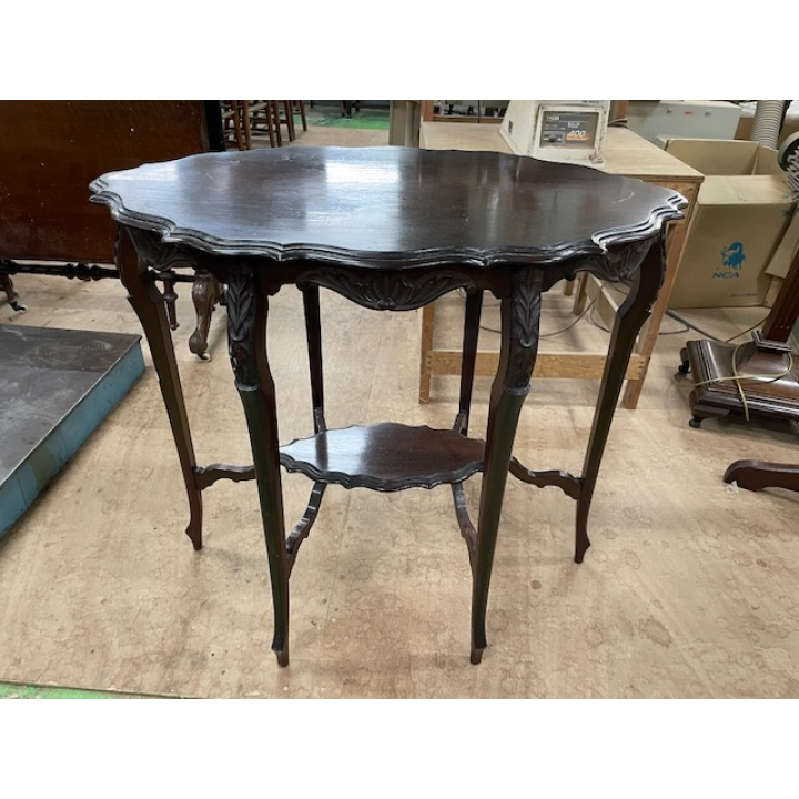 ティーテーブル