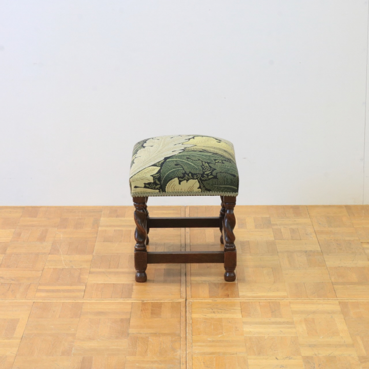 フットスツール