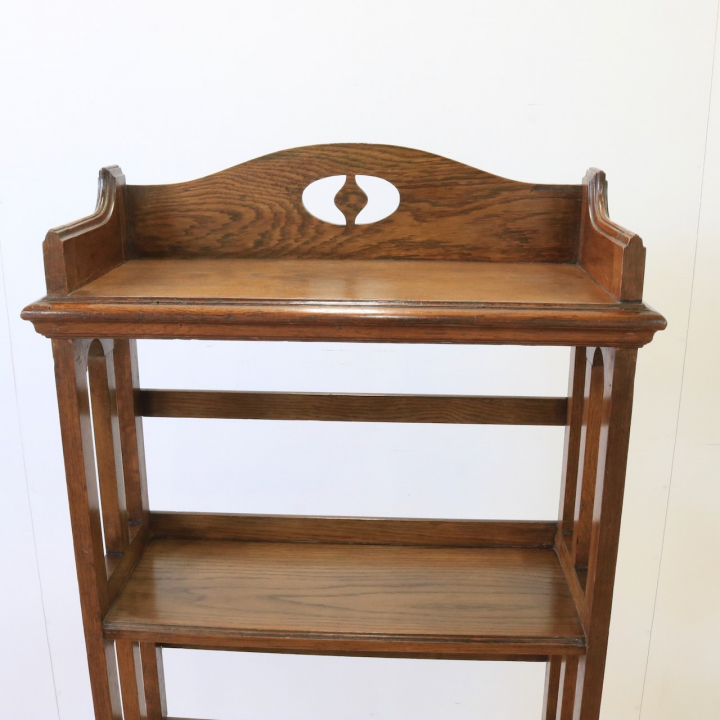 ブックシェルブス