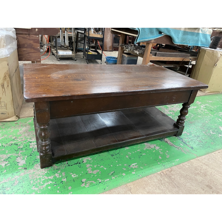 コーヒーテーブル