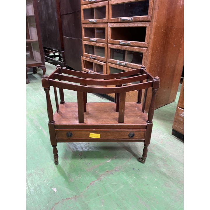 マガジンラック