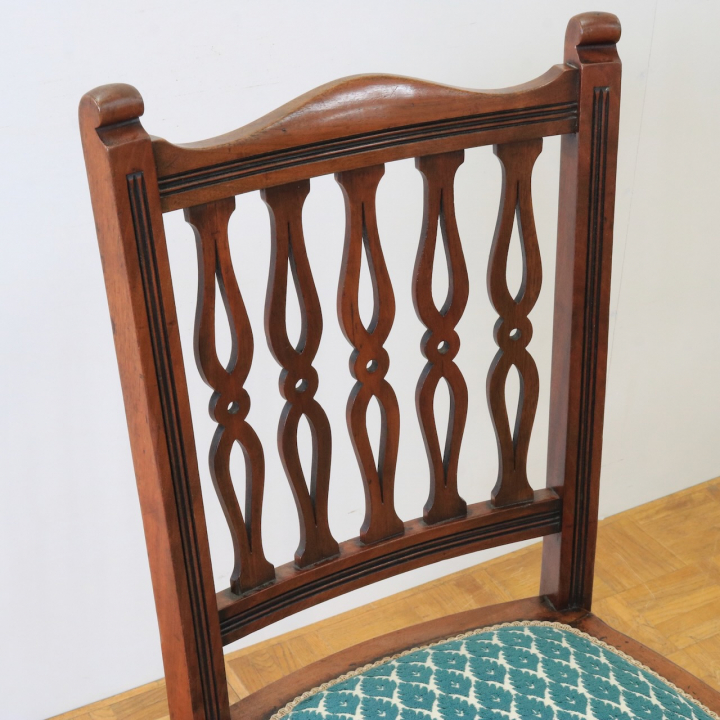 サイドチェアー