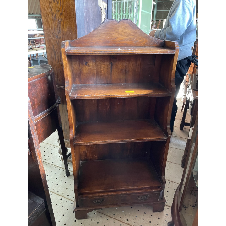  ブックシェルブス